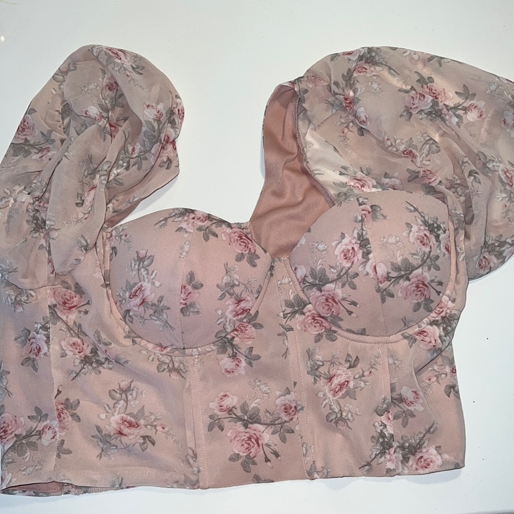 Windsor stretch corset top with puff sleeves. pink with flowers